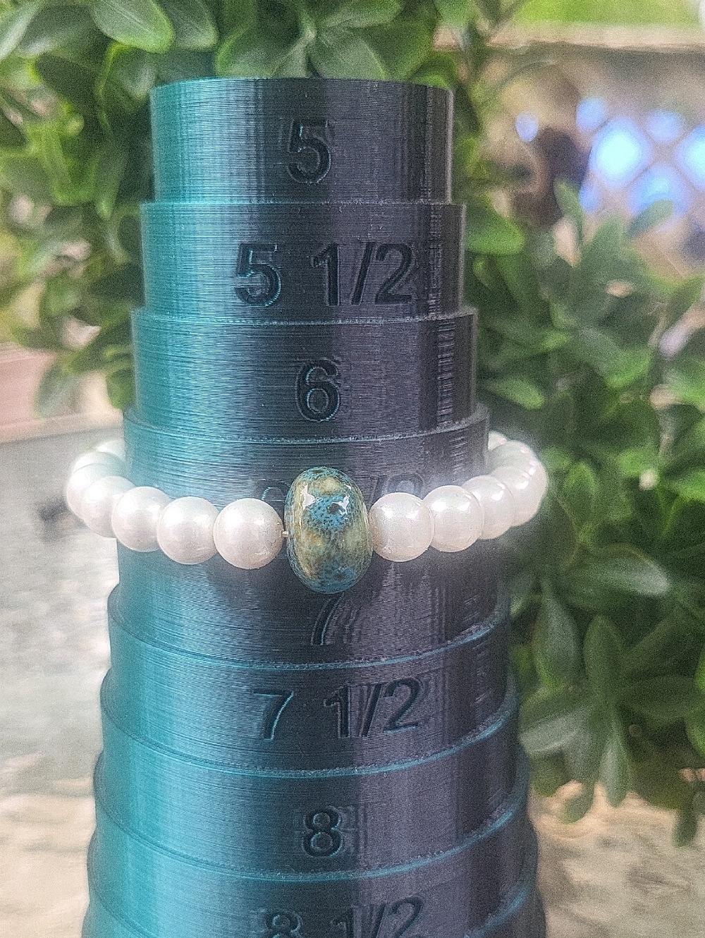 Premium GLASS Pearl Stretch Bracelet with Green-Blue Accent Art Bead